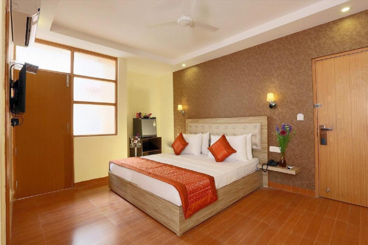 Hotel The Westend Green Neu-Delhi Exterior foto