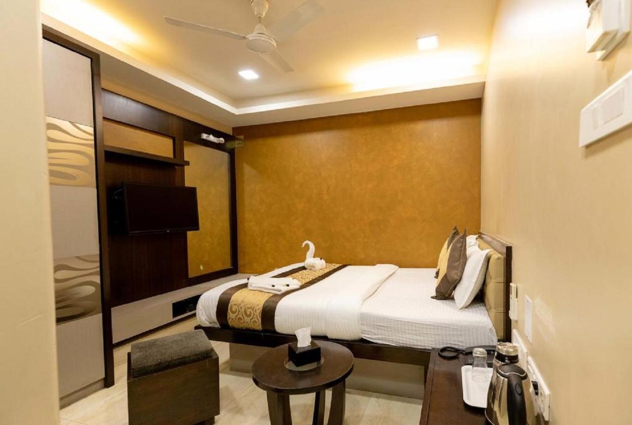 Hotel The Westend Green Neu-Delhi Exterior foto